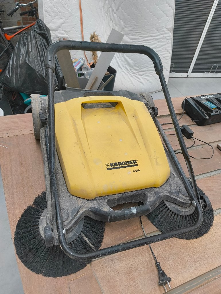 Veegmachine karcher, Enlèvement, Utilisé, KARCHER