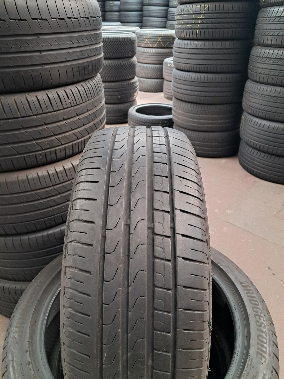 20540r18 205 40 r18 205/40/r18 PIRELLI avec montage, Enlèvement ou Envoi