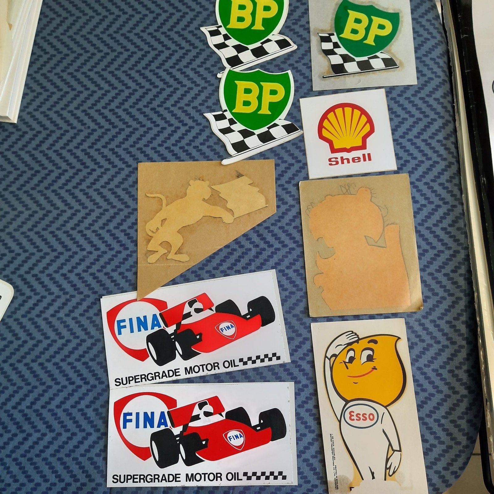AUTOBRANDSTOFFEN * 9 VINTAGE STICKERS * TOP *, Auto diversen, Autostickers, Ophalen