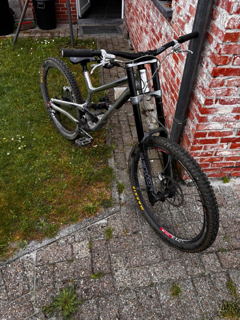 commencal furious 2021, Ophalen, Zo goed als nieuw, Aluminium, Schijfrem
