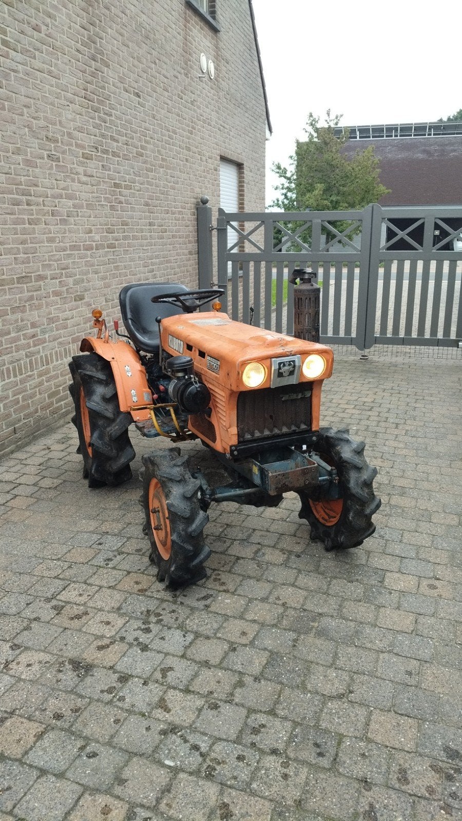 minitractor kubota b7001, Zakelijke goederen, Ophalen