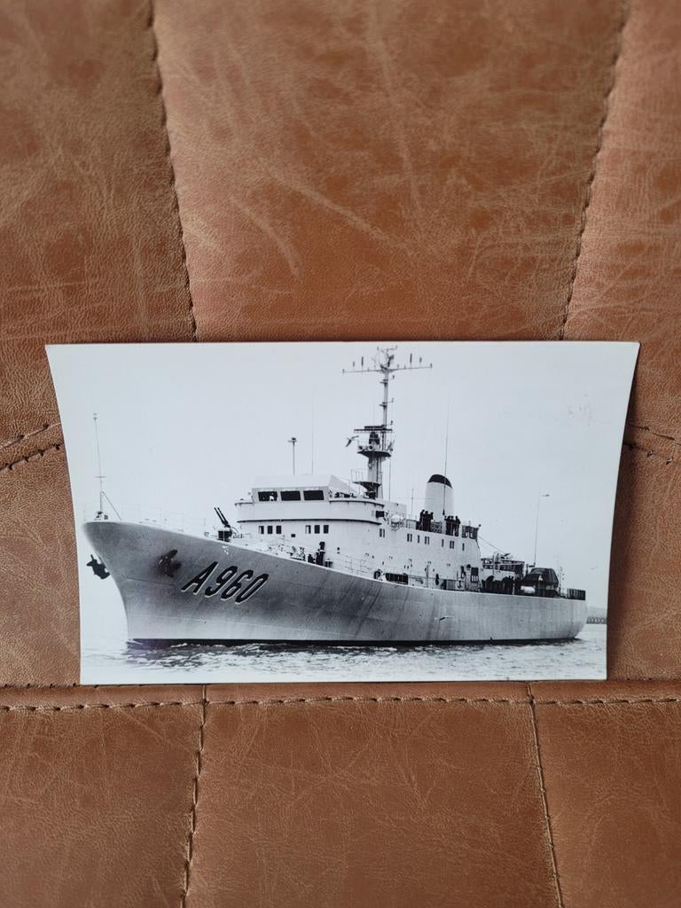 Force Navale Belge - Navire de commandement et ..., Enlèvement ou Envoi