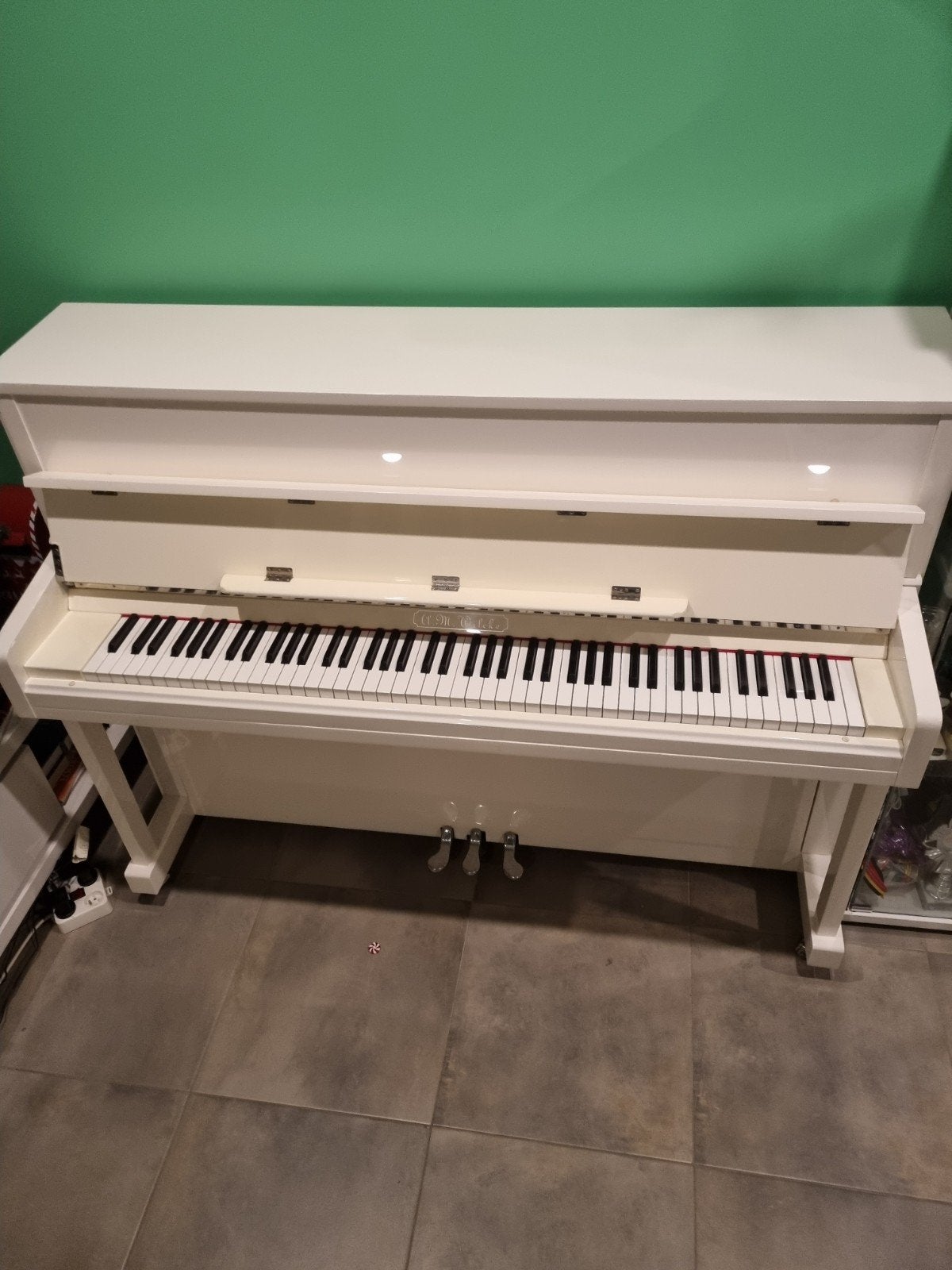 piano uit eerste hand, Muziek en Instrumenten, Ophalen, Wit, Zo goed als nieuw, Piano