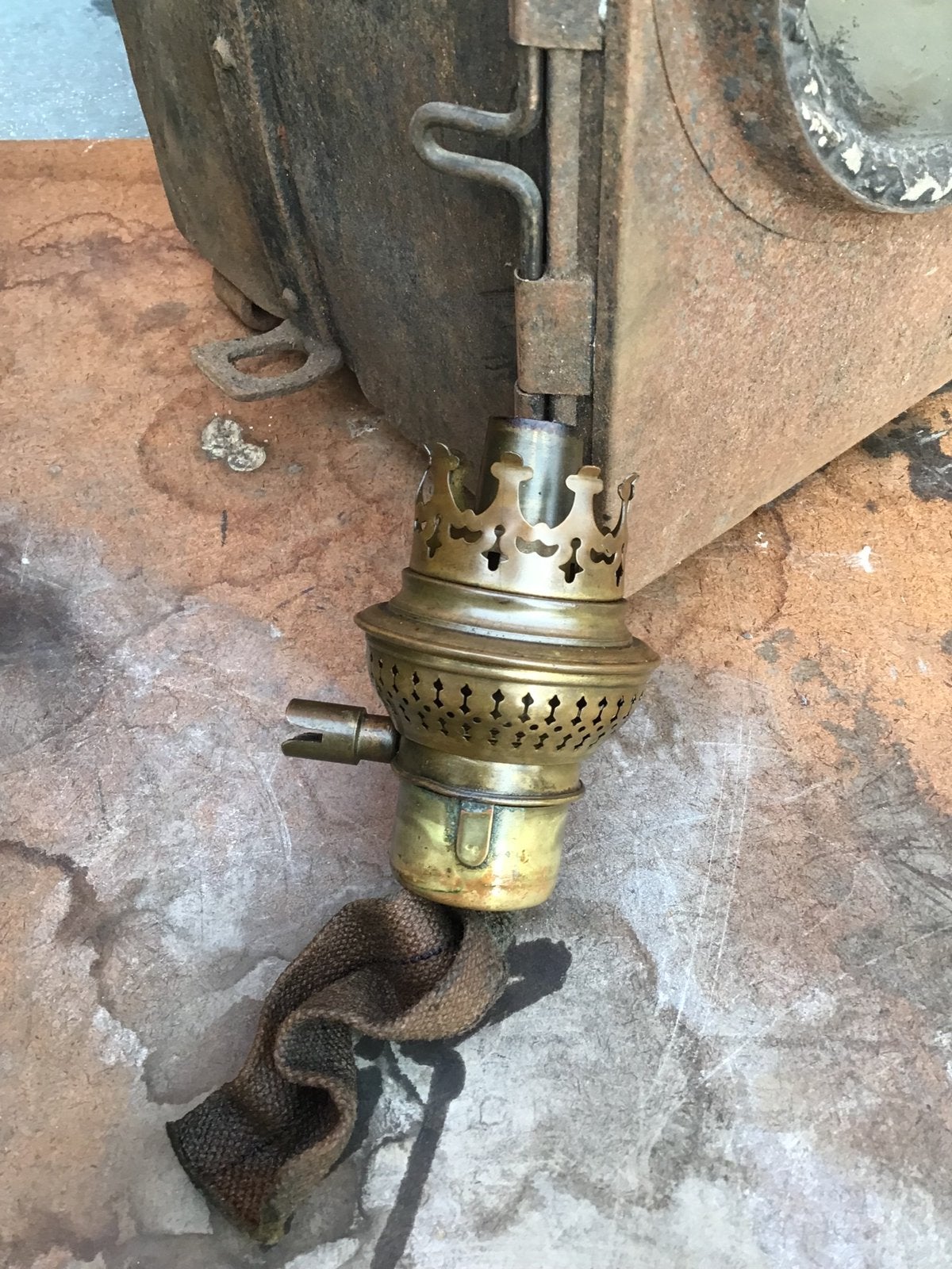 Brander gezocht !! Voor locomotieflamp loc 3700, Antiek en Kunst, Ophalen of Verzenden