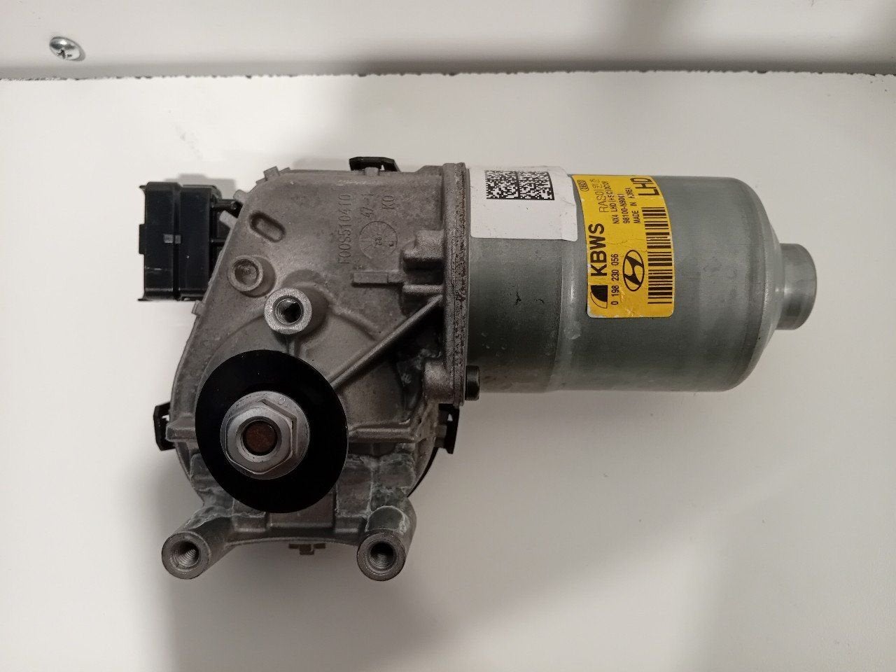 Ruitenwissermotor voor Hyundai Tucson, Onderdelen@venauto.nl, Van der Ven Autorecycling B.V., Ettenseweg 76, 4706 PB Roosendaal, The Netherlands