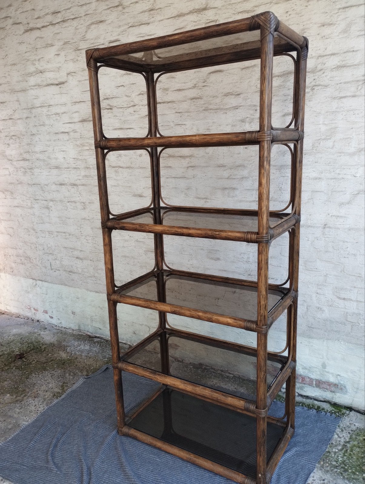 Rotan plantenrek met 6 lagen fumee glas...zgst, Ophalen of Verzenden, Glas