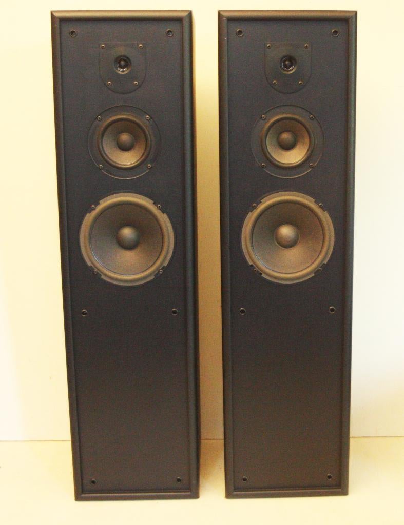 JVC Floor Standing Speakers / TLX 320 MKII / 2 x 120 Watts, JVC, Comme neuf, Enlèvement, Haut-parleurs Frontaux, Arrière ou Stéréo