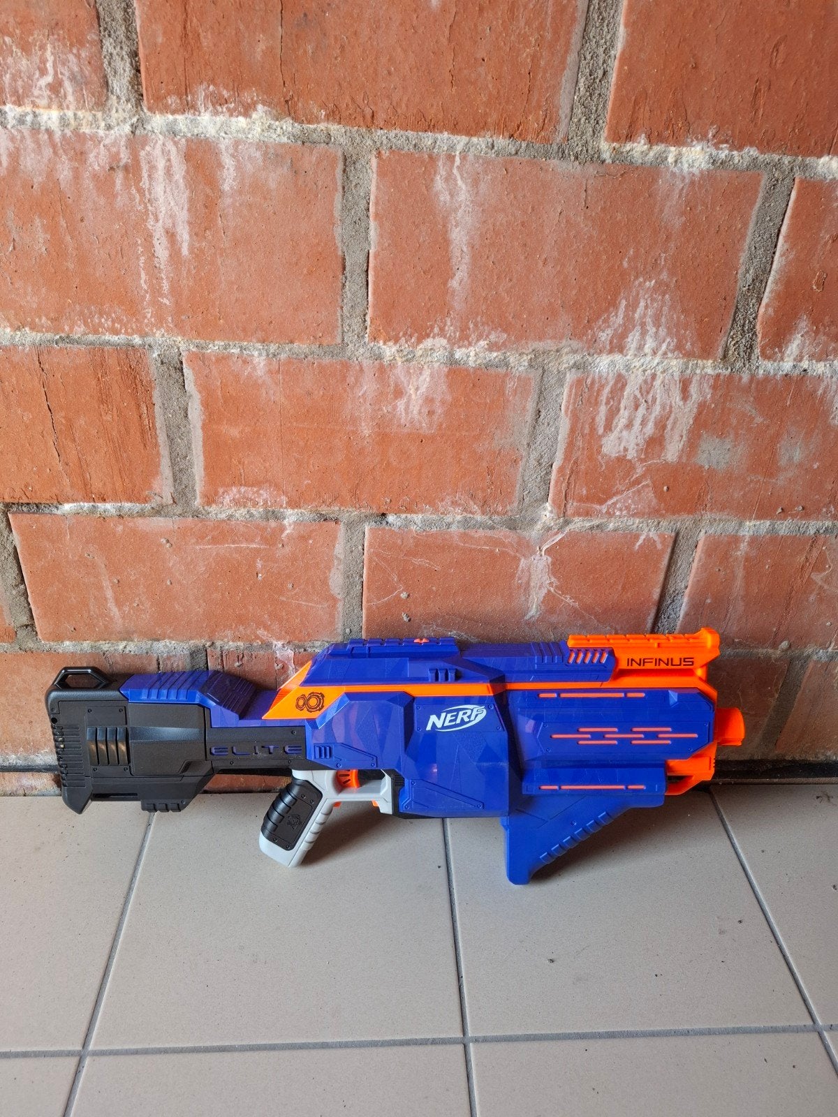 Nerf n strike infinus 2x gebruikt (onderhandelbaar), Enfants & Bébés, Jouets | Extérieur | Jeu d'action, Enlèvement, Neuf