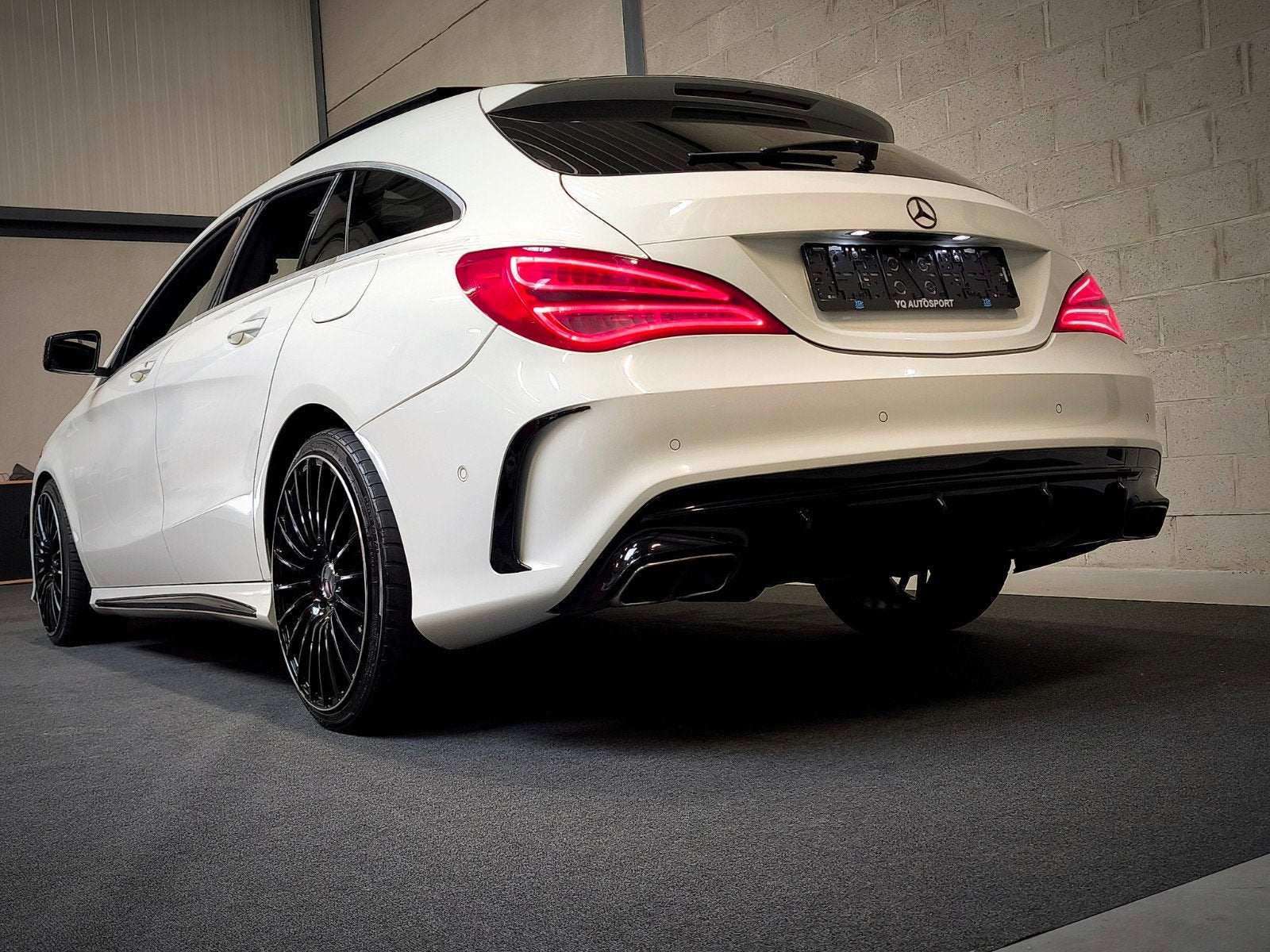 mercedes-benz cl250 AMG shooting brake, Autos, Mercedes-Benz, CLA, Euro 6, Entreprise, Carnet d'entretien