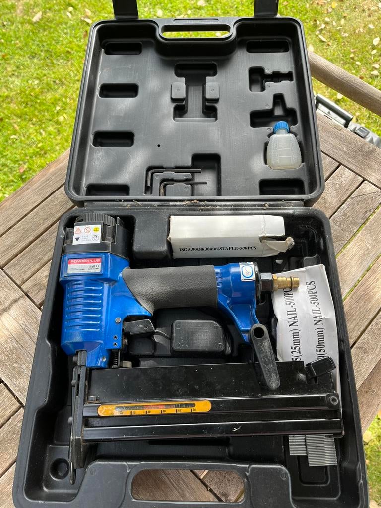 Nagelschietpistool voor kompressor, Doe-het-zelf en Bouw, Ophalen, Zo goed als nieuw