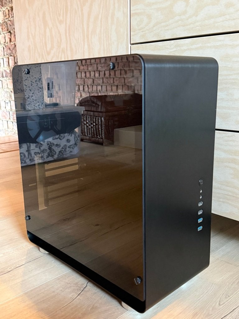Instap Gaming PC: Ryzen 5 3600, 16GB RAM [zonder GPU & SSD], Computers en Software, Desktop Pc's, Ophalen, Gebruikt, AMD Ryzen 5