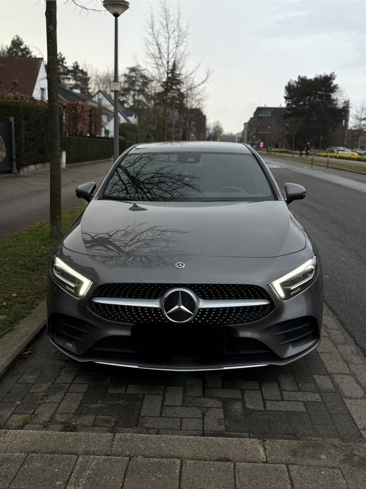 Mercedes A200 Dealeronderhouden AMG-line, Achat, Carnet d'entretien, Caméra 360°, Automatique