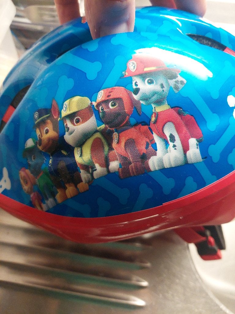 3 casques velo, Enlèvement