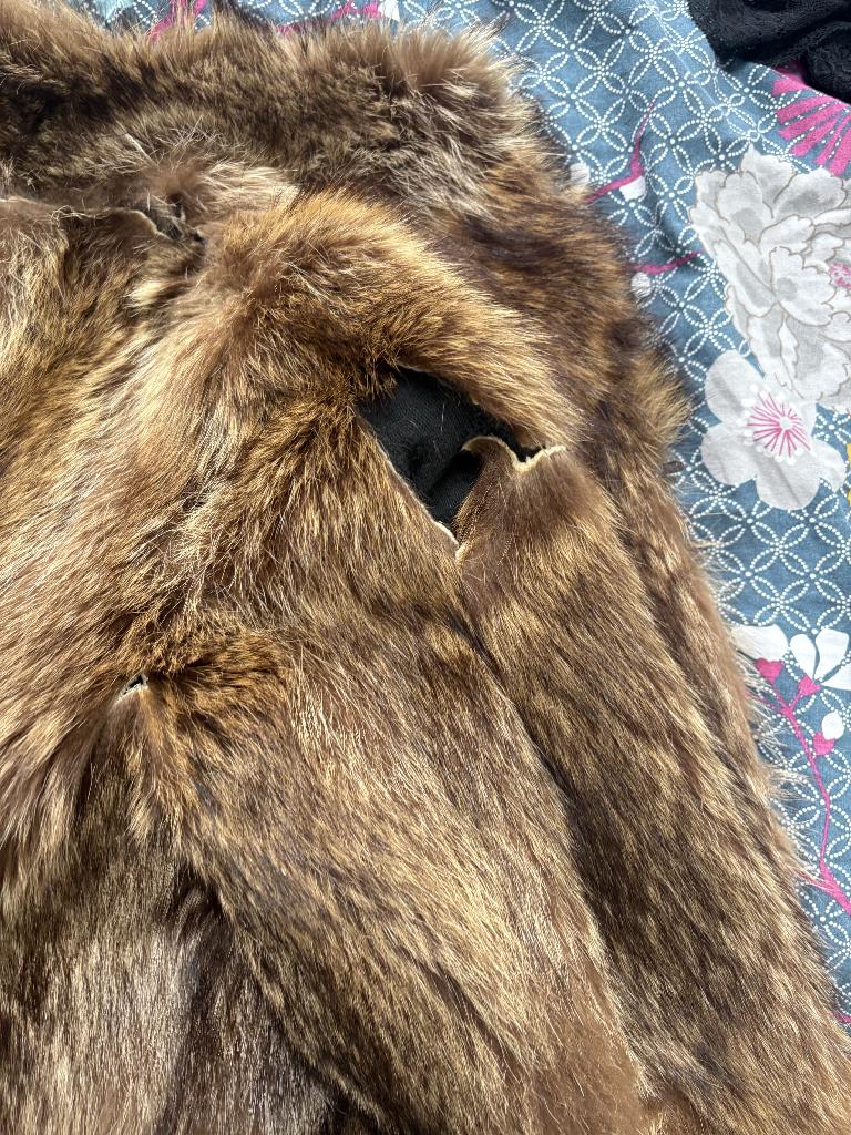 Vintage jas van echt bont (te restaureren) - Mink, Maat 38/40 (M), Bruin, Sans marque, Ophalen of Verzenden