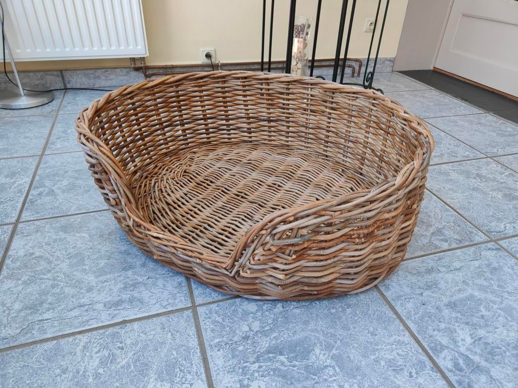 Hondenmand riet, Dieren en Toebehoren, Ophalen, Riet