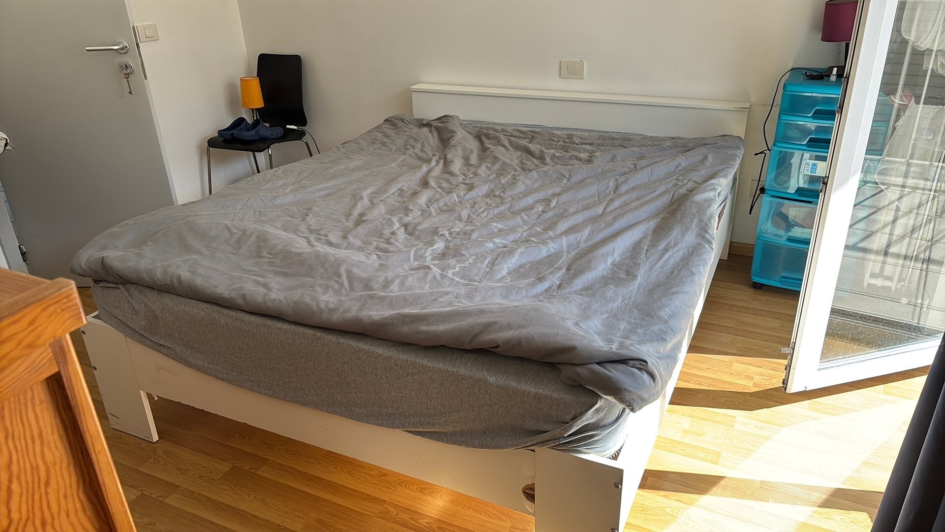 IKEA bed 160x200 om weg te geven, Huis en Inrichting, Ophalen, Gebruikt, Wit, Tweepersoons