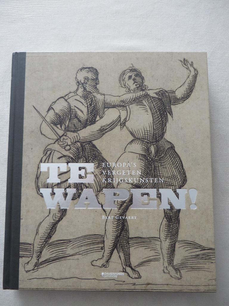 Boek "Te wapen", Ophalen, Zo goed als nieuw