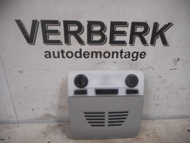 PLAFONNIER ARRIÈRE BMW 3 serie (E90) (65.956963651), Utilisé, BMW, Petuelring 130
80809  München, DE, Bayerische Motoren Werke AG