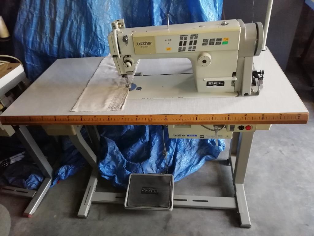Snelstik naaimachine àll automaat., Hobby en Vrije tijd, Naaimachines en Toebehoren, Ophalen, Gebruikt, Naaimachine, Industrieel