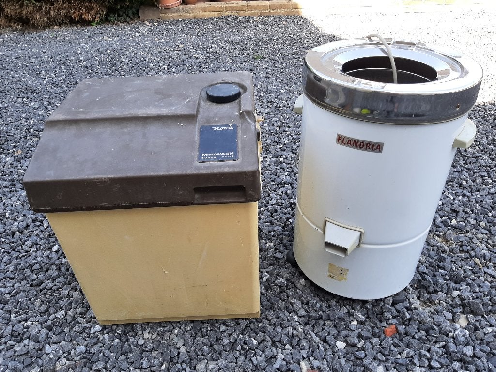 Kleine wasmachine+ kleine droogtrommel, Programme court, Enlèvement, Moins de 4 kg, Moins de 1 200 tours