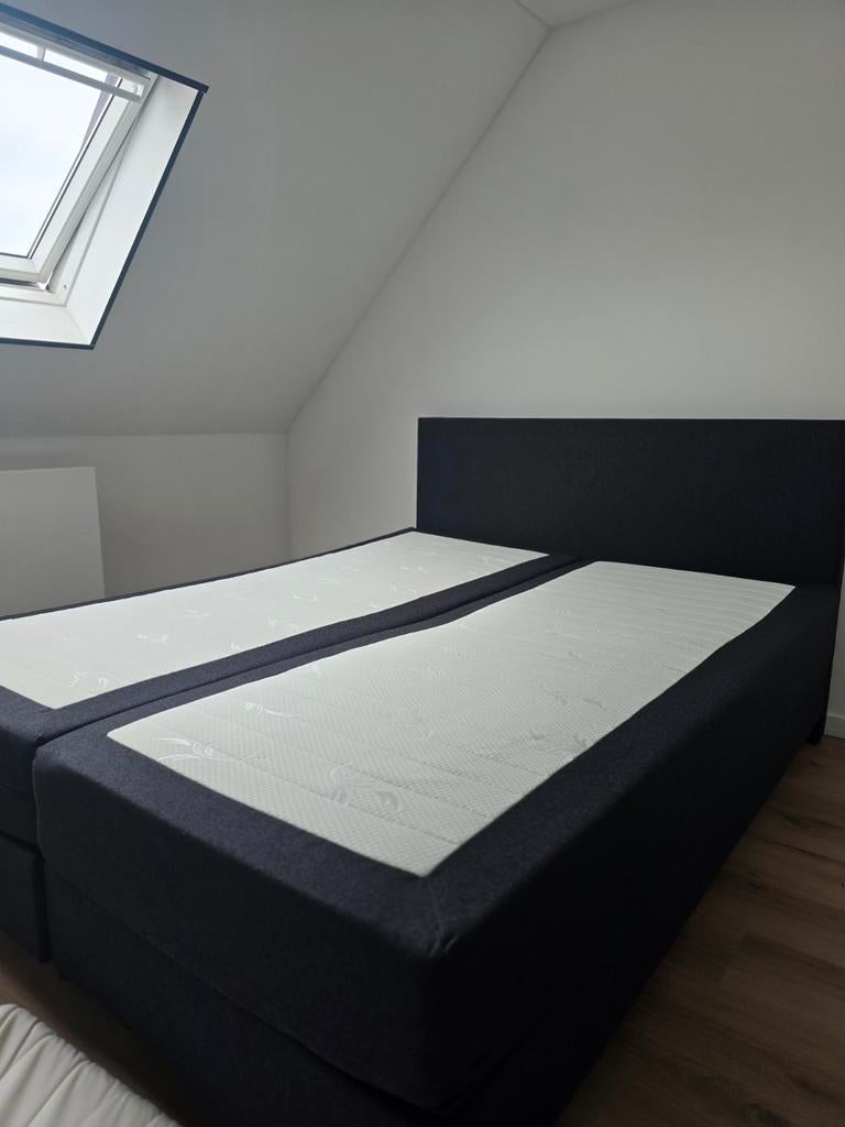 Boxpring bed  Sleepworld 160x200, Enlèvement