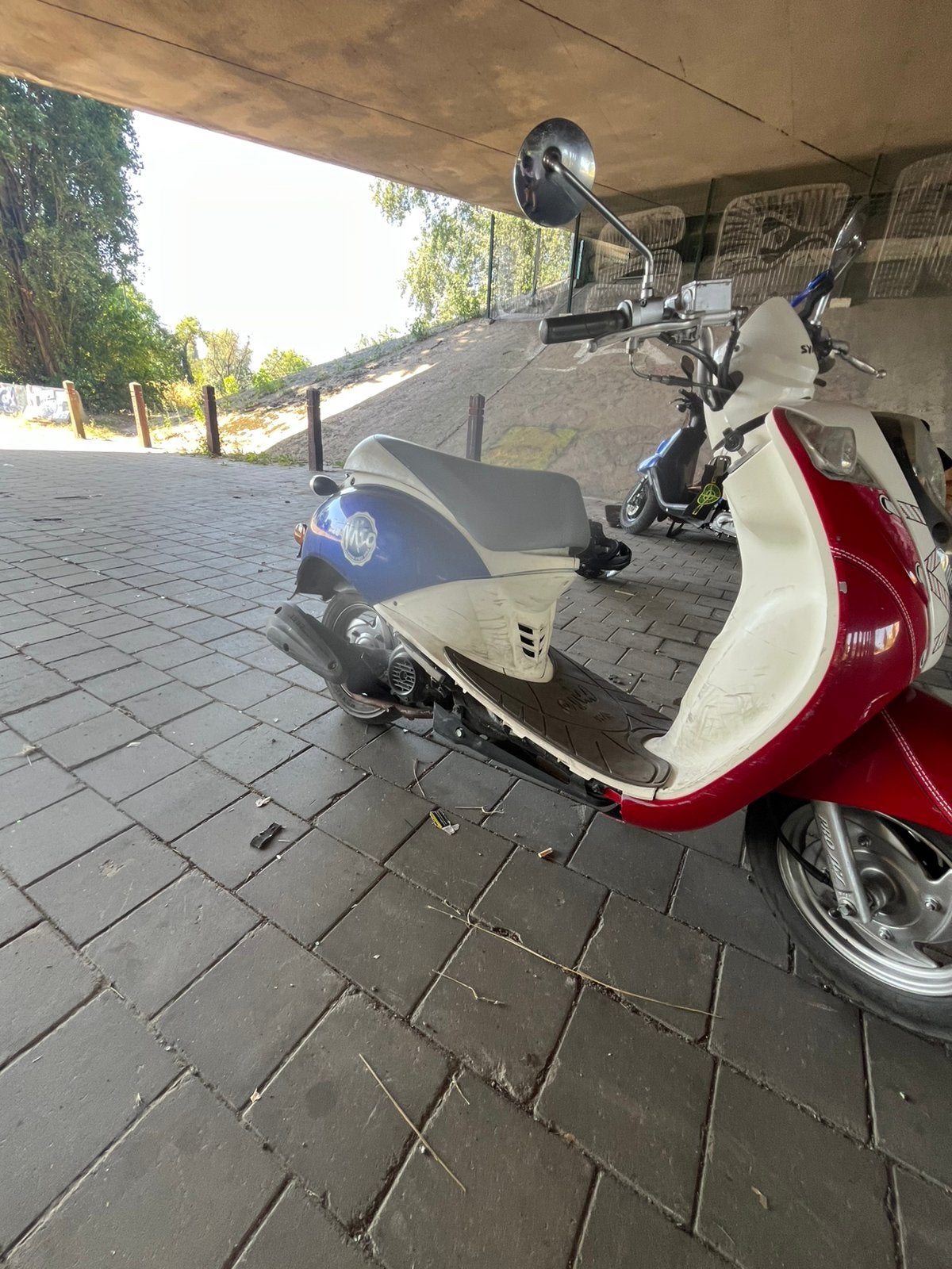 Sym mio, Vélos & Vélomoteurs, Scooters | SYM, Enlèvement ou Envoi, Comme neuf, Mio