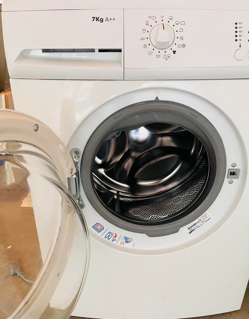 Lave linge Classe énergétique A++, Electroménager, 6 à 8 kg, Programme lavage à la main, Comme neuf, Enlèvement