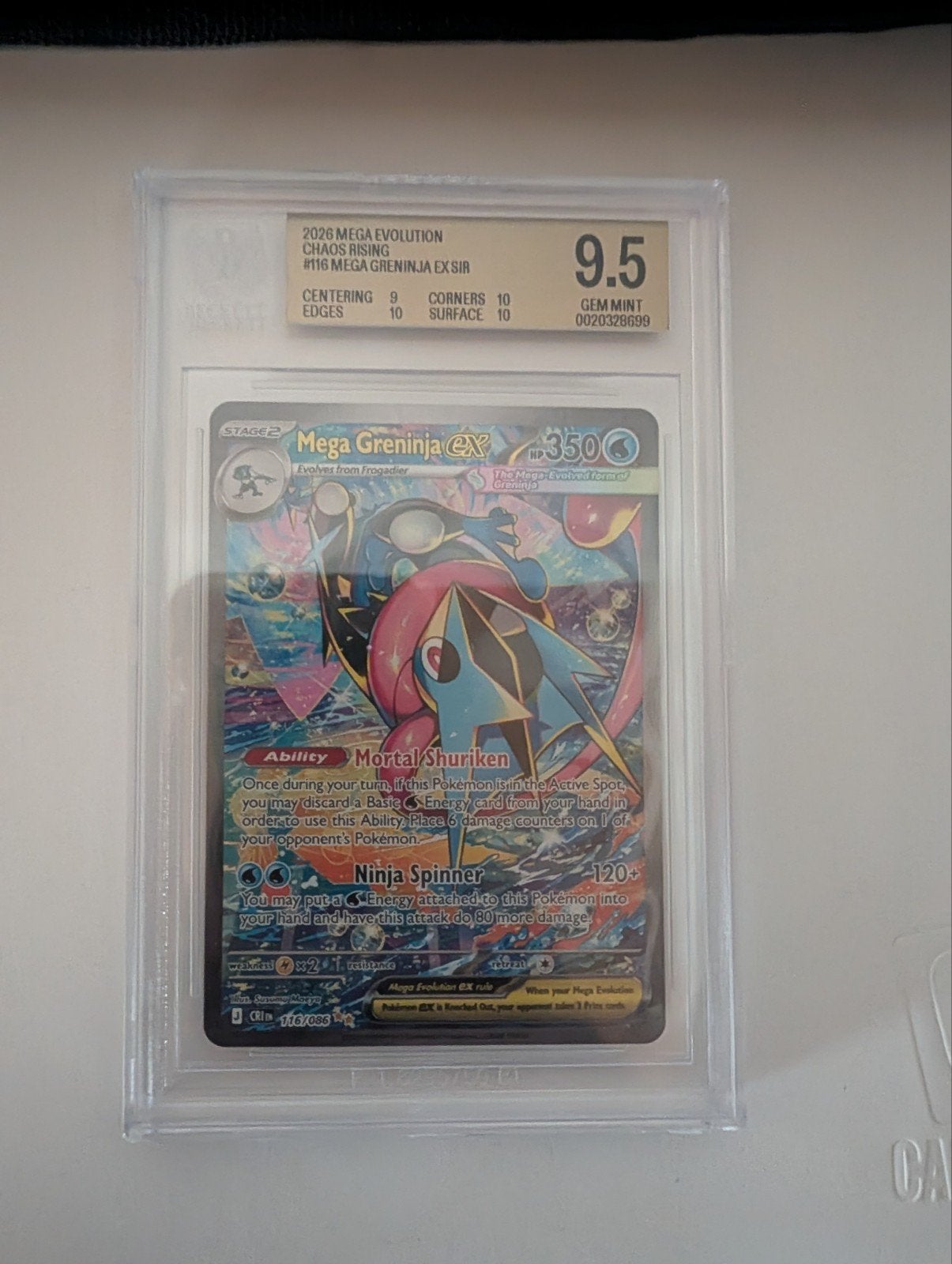Mooie graded mega greninja ex SIR van chaos rising te koop, Ophalen of Verzenden, Nieuw, Losse kaart, Foil