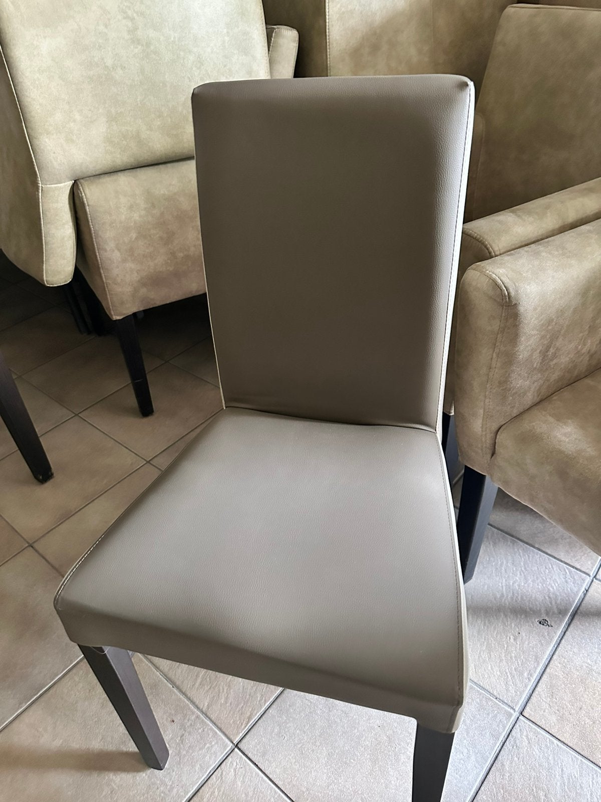 Stoelen, Huis en Inrichting, Stoelen, Zo goed als nieuw, Vijf, Zes of meer stoelen, Ophalen