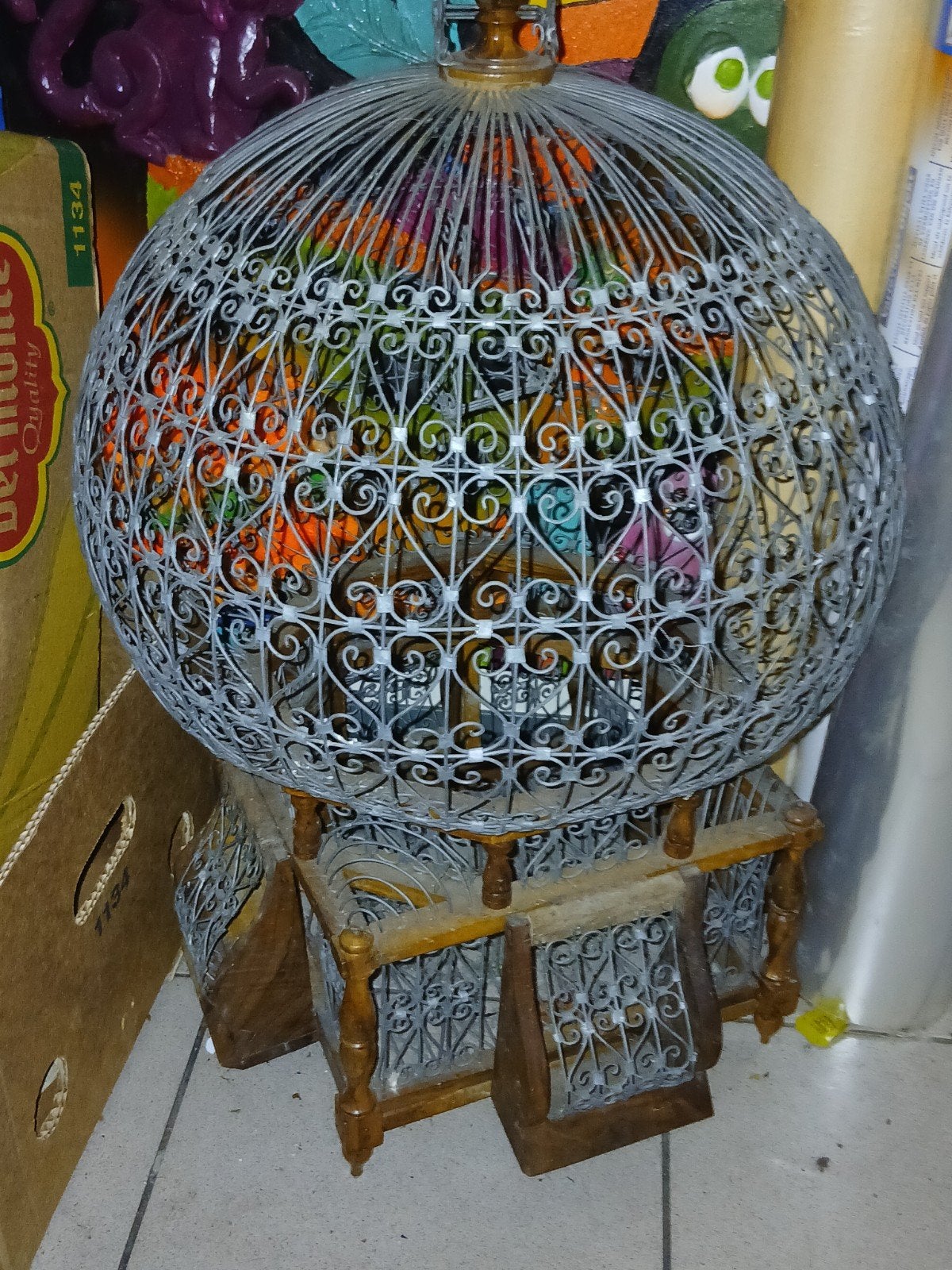 cage à papillons tunisienne de 70 cm de haut, Enlèvement