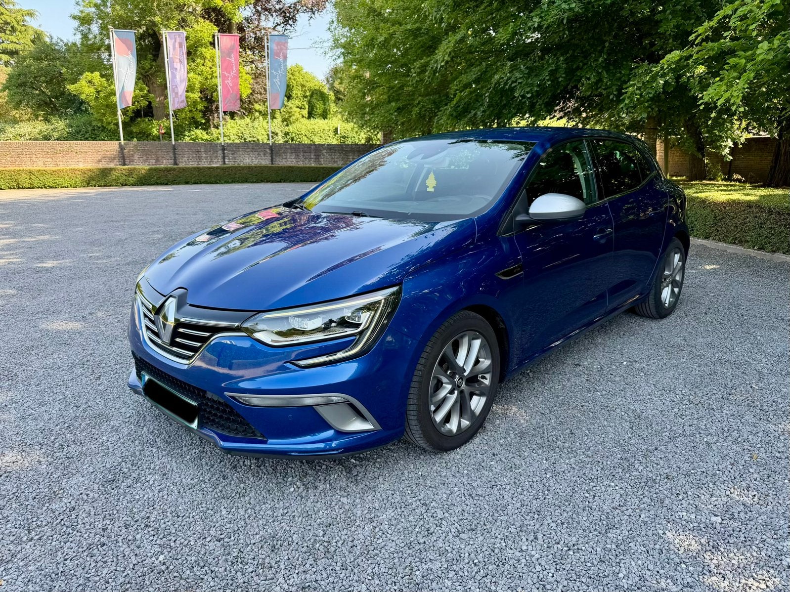 Renault Megane GT-line 1.33TCe 160pk LED Camera Euro6d-temp, Auto's, Dealer onderhouden, 4 cilinders, Blauw, Alcantara