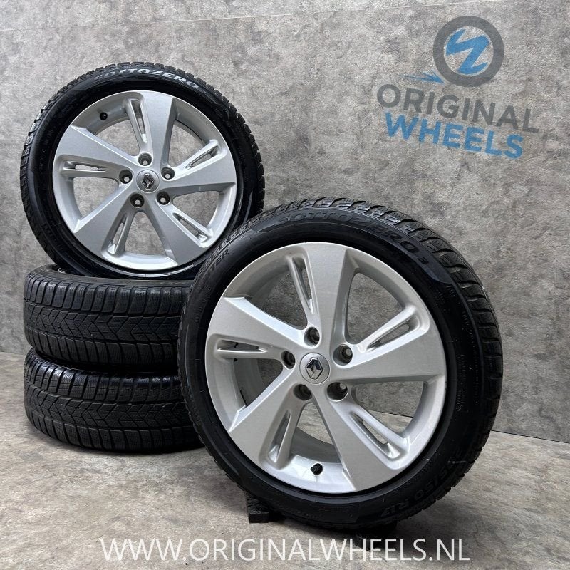 17 inch originele  Plenum velgen + winterbanden Renault Mega, Autos : Pièces & Accessoires, Pneus et Jantes, Pneus hiver, -, 205 mm