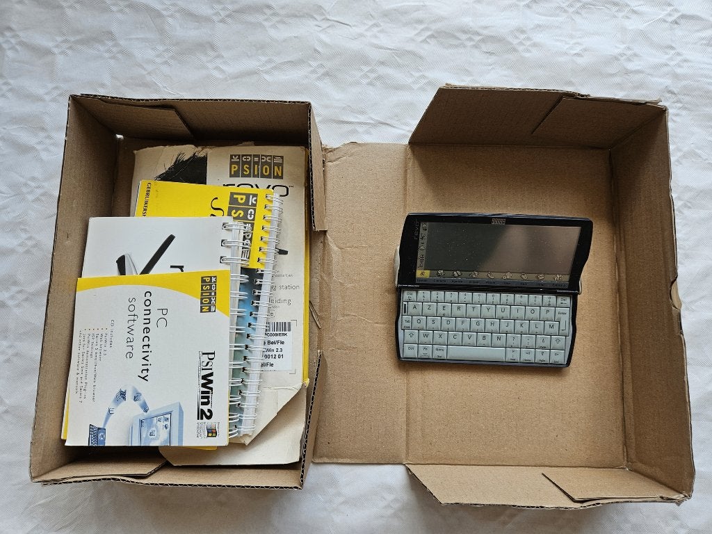 Psion Revo, Enlèvement ou Envoi