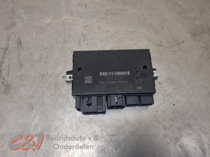Trekhaak Module van een Mercedes Vito, Gebruikt, -, Ophalen of Verzenden, -