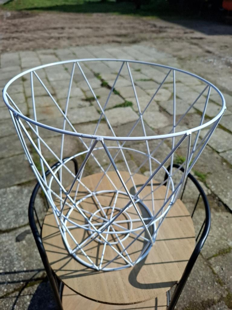 IJzeren manden, Ophalen, Overige materialen, Mand, Rond