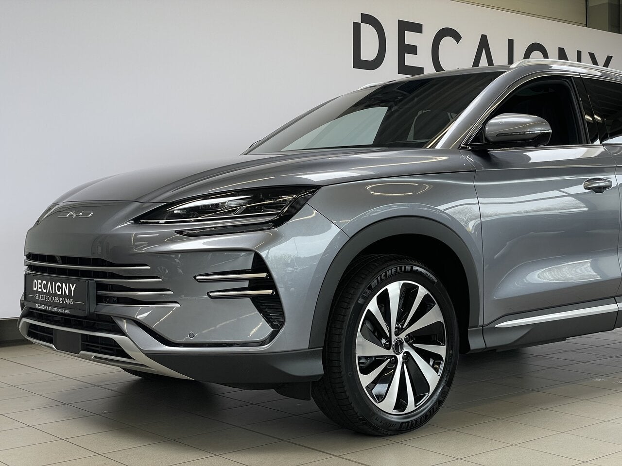 BYD Seal U DM-i Comfort comfort --> 120 km elektrisch, Auto's, BYD, 0 kg, Bedrijf, 5 zetels, 5 deurs