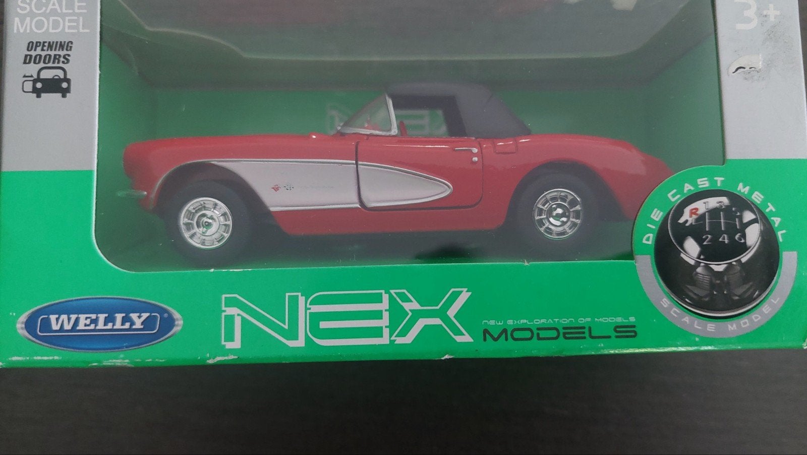 Renault R8 & Corvette ´57, Enlèvement