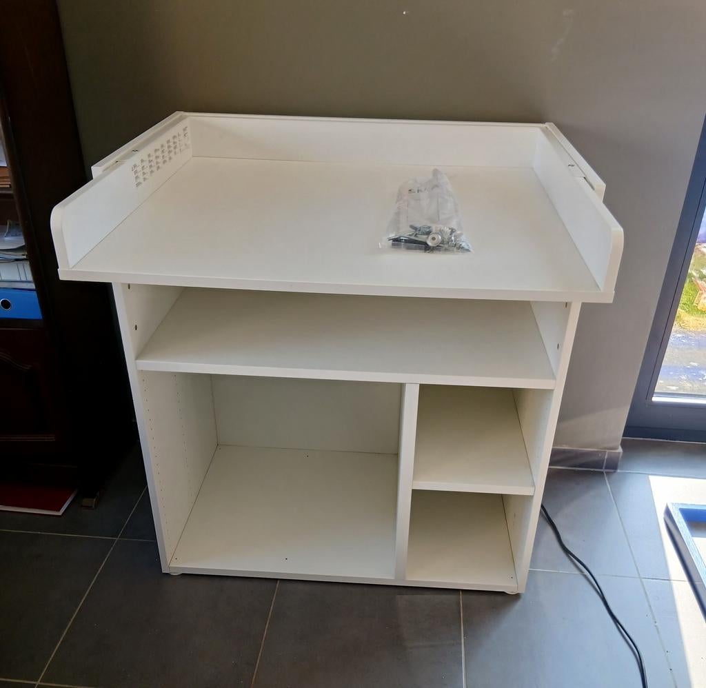 Verzorgingstafel (IKEA SMASTAD), Ophalen, 70 cm of meer, Zo goed als nieuw, 75 tot 100 cm