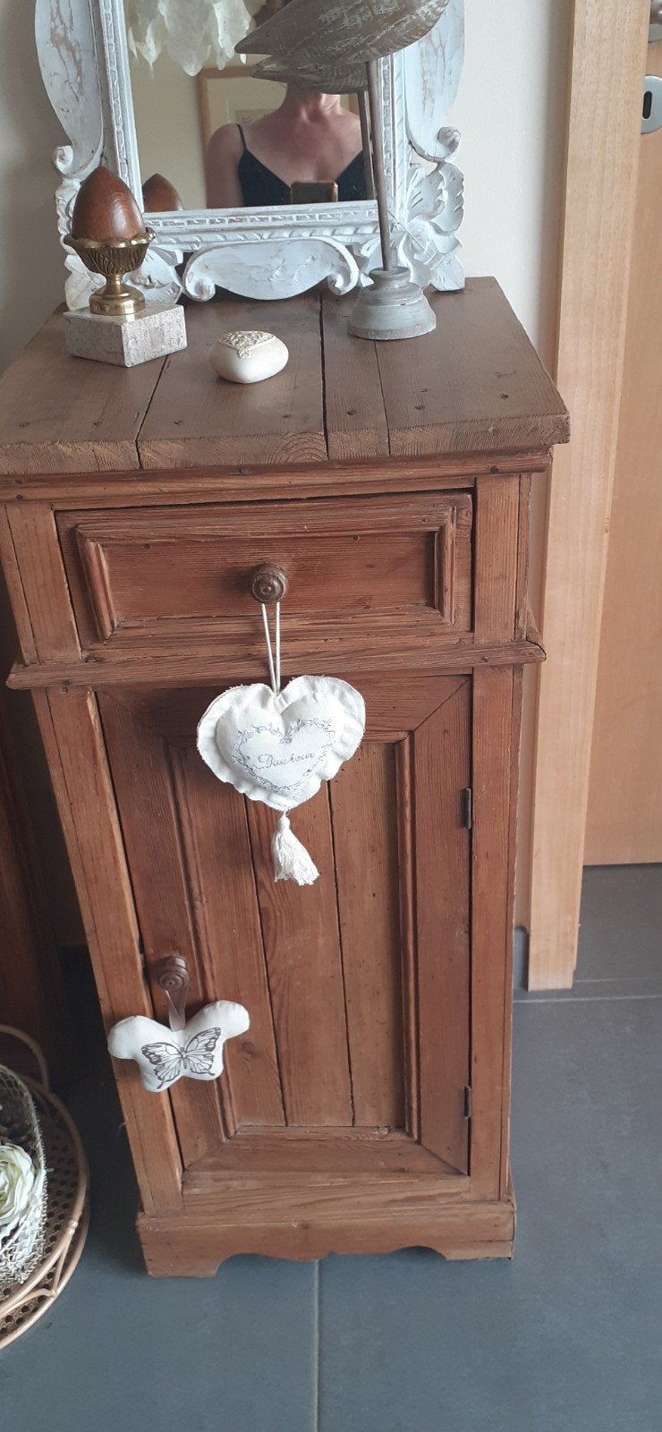 Chevet ancien en pich pin, Antiquités & Art, Enlèvement