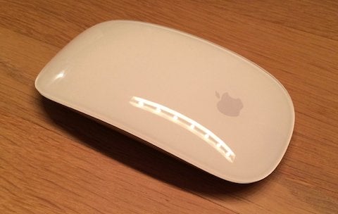 Apple magic mouse 2, Computers en Software, Muizen, Ophalen, Muis, Zo goed als nieuw, Draadloos