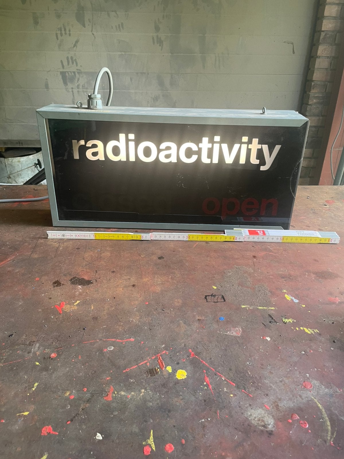 Vintage Radioactivity lichtreclame /CLOSED OPEN – 2 stuks, Ophalen, Gebruikt, Reclamebord