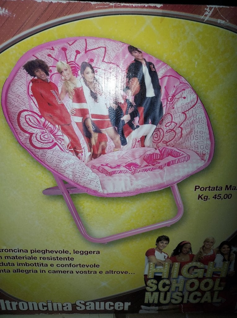 Fauteuil enfant High School Musical, Enlèvement