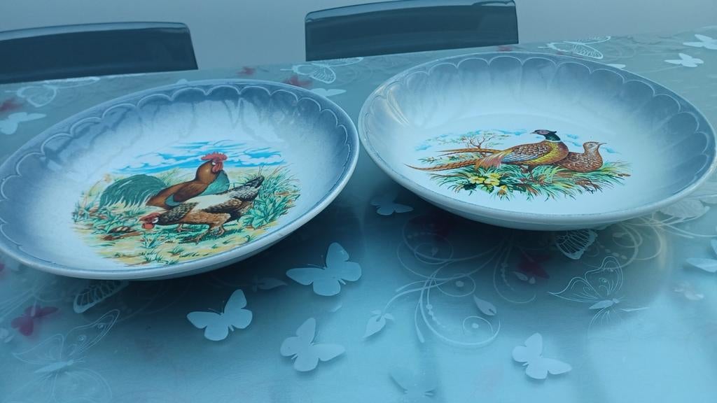 Plat, Antiquités & Art, Enlèvement ou Envoi