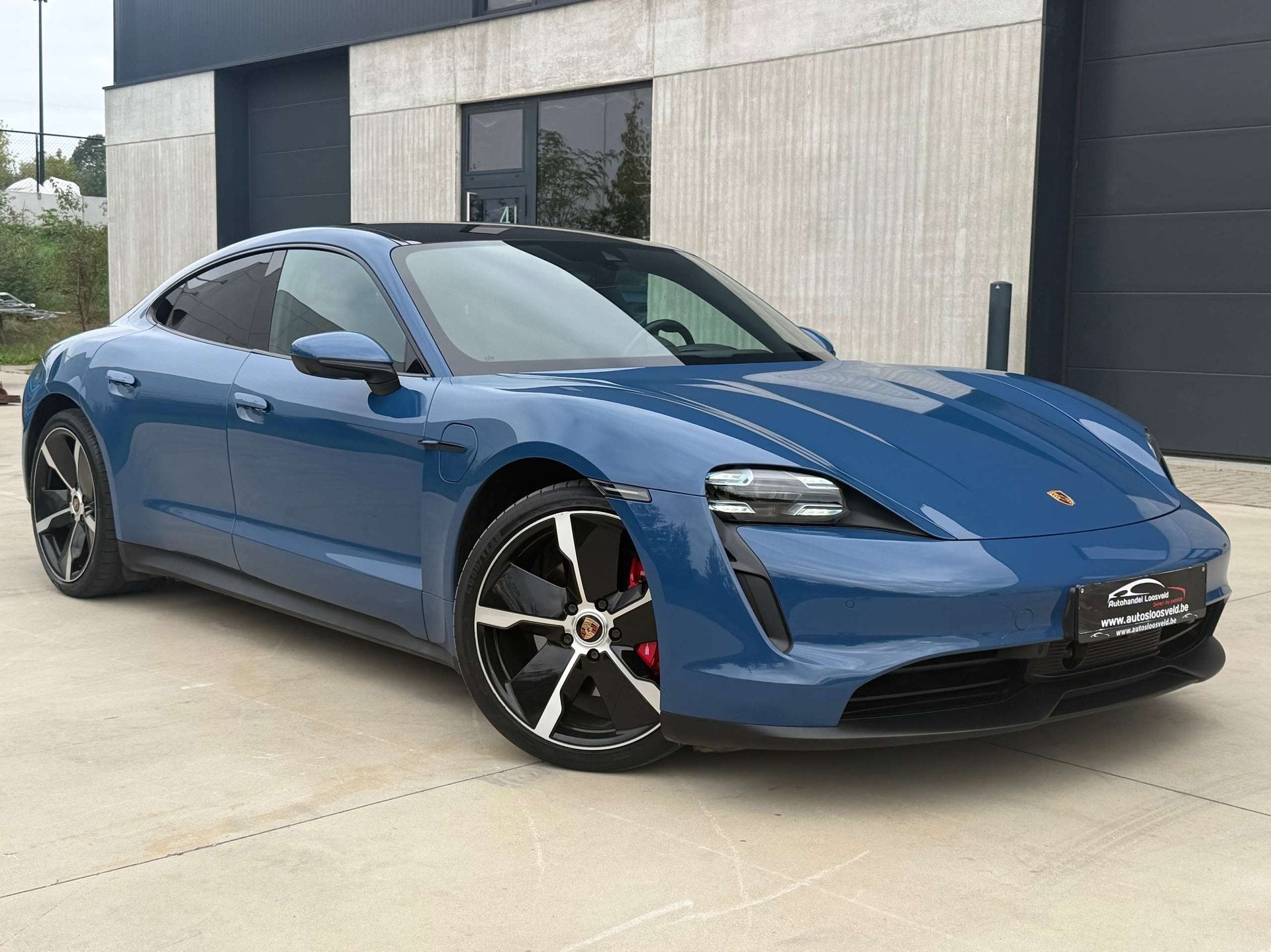 Porsche Taycan 93.4 kWh Taycan 4S Pano BOSE €48.750+BTW, Auto's, Automaat, Gebruikt, Blauw, 360 kW