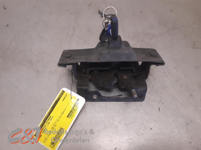 Slotmechaniek Motorkap van een Ford Transit, Gebruikt, -, -, Ophalen of Verzenden