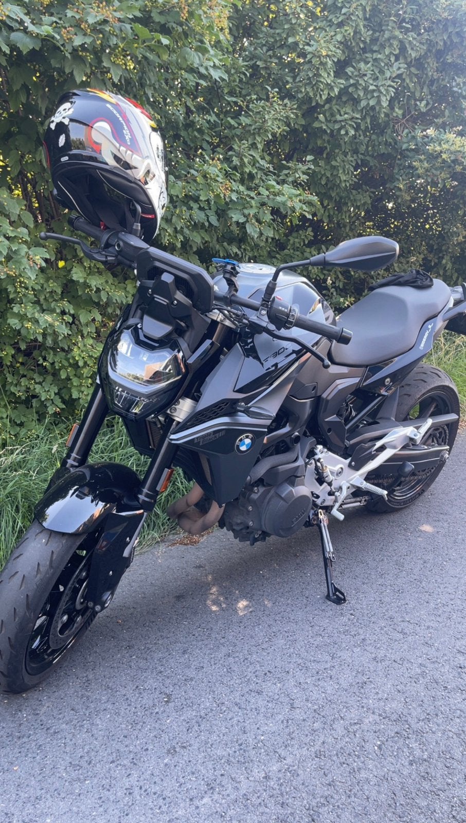 BMW F900 R 2025 triple black papiers A2 (95ch), Motos, Particulier