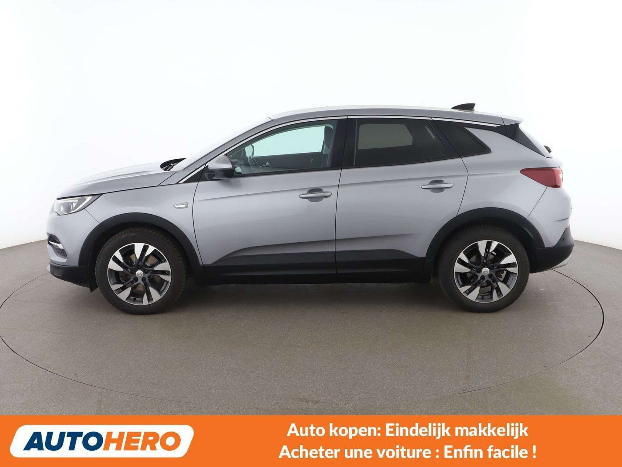 Opel Grandland X 1.2 Turbo Business INNOVATION (bj 2019), 158 g/km, Gebruikt, 1199 cc, 5 zetels