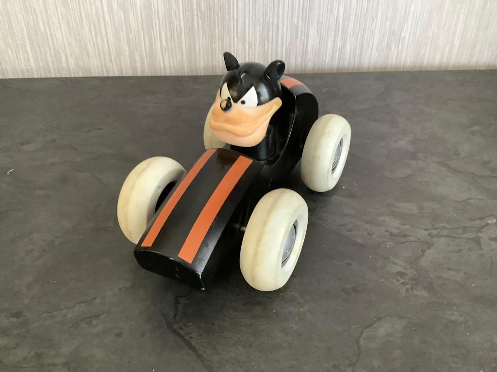 Petite voiture en bois Disney Pete (8x14 cm), Collections, Disney, Comme neuf, Autres types, Autres personnages, Enlèvement ou Envoi
