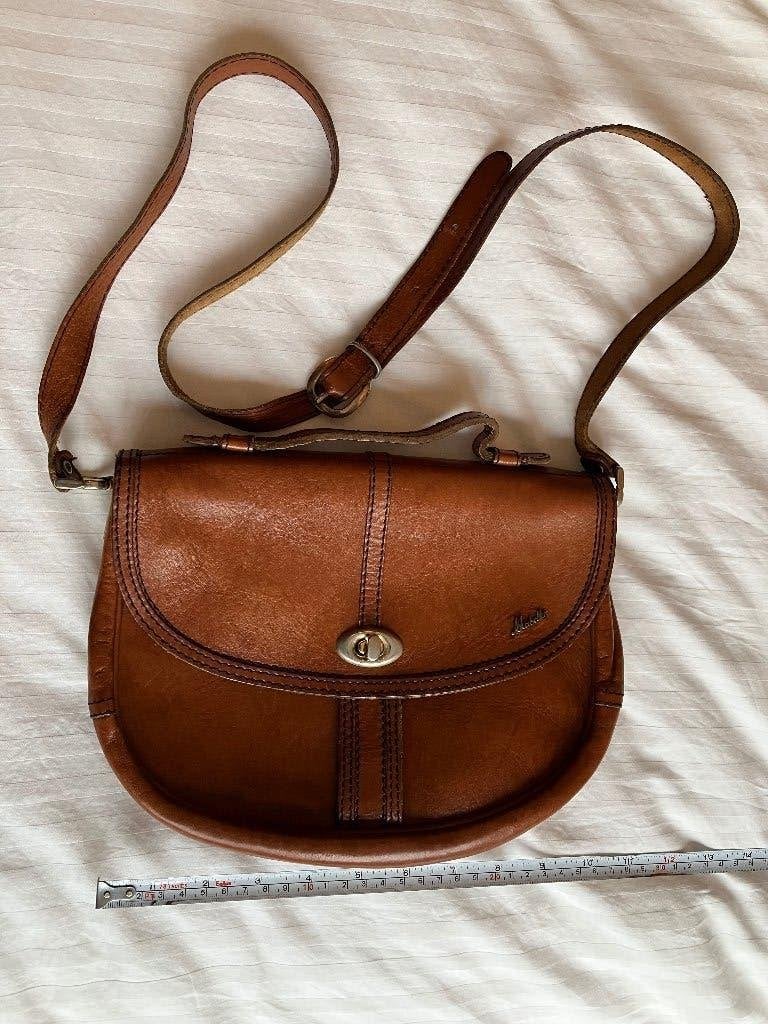 Mabelle kleine lederen handtas zo goed als nieuw ong 20x25 c, Handtassen en Accessoires, Ophalen of Verzenden, Handtas