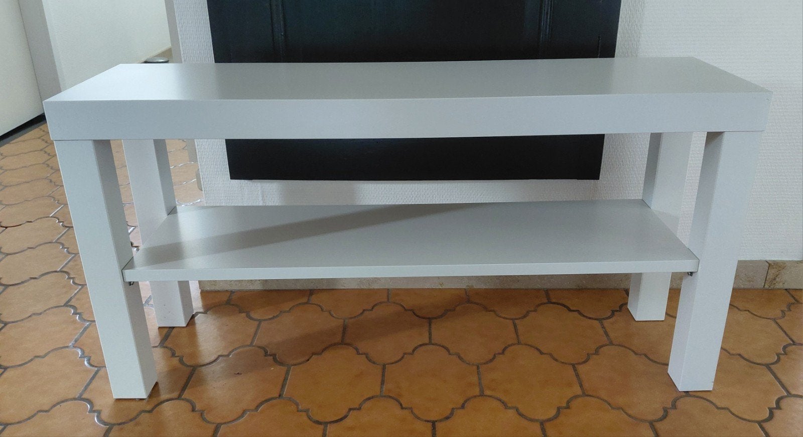 Banc tv Ikea Lack en très bon état blanc, Maison & Meubles, Armoires | Mobilier de télévision, Enlèvement